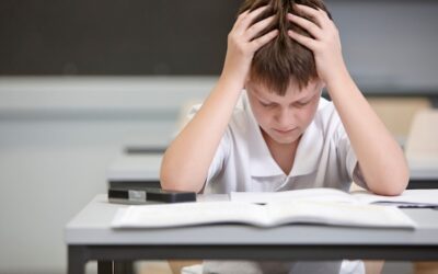 10 Successful People Who Failed School or Struggled
