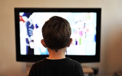 Setting Tech Boundaries That Stick: Protecting Your Highly Sensitive Child in a Digital World